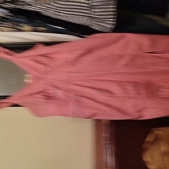 Red and white check dress. - Picture 3 of 7